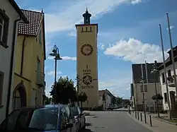 Wasserturm Altrip mit Wappen
