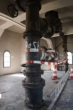 Oberste Ebene, unterhalb des Vorratsbehälters