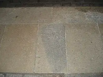 Kaisersteinplatten in der Einfahrt