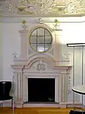 Kamin im Stucksaal