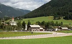 Blick auf Welsberg mit Kirche