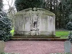 Michaelsdenkmal auf dem Parkfriedhof Werl.