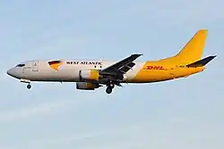 Boeing 737-400 der West Atlantic UK