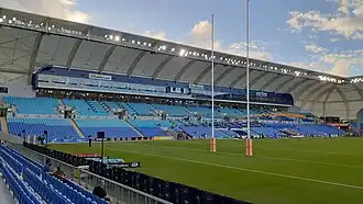 Die Haupttribüne im Westen (März 2021)