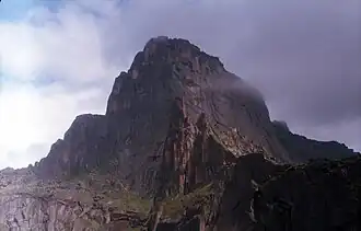 Pik Swosdni im Ergaki-Gebirgszug