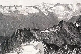 Vordergrund: Östliches (rechts) und Westliches (links) Zwillingsköpfl, vom Klockerkarkopf aus gesehen