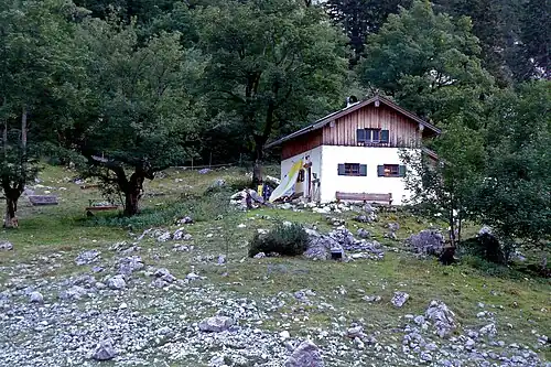 Hütte von Südosten