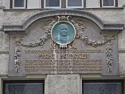 Gedenktafel am Haus Gartenstraße 18