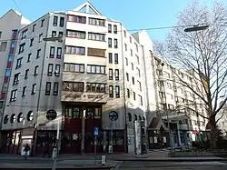 Wohnhausanlage Elterleinplatz 9–12