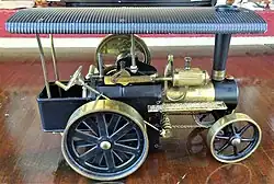 Dampftraktor Wilesco D40