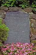 Grabmal für Wilhelm Huyssen (1848–1900), Selma Huyssen geb. Finking (1850–1892) und zwei Kinder, u.&nbsp;a. Lydia Huyssen