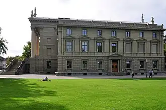 Ostansicht/Stadtarchiv