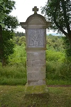 Station 6: Die Umarmung des Leichnams Jesu (vgl. Beweinung Christi)