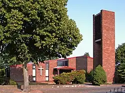 Martin-Luther-Kirche, Velstove