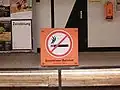 Hinweis auf das Rauchverbot in den Bahnhöfen