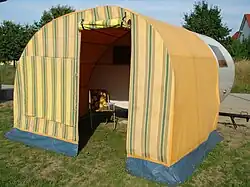 Würdig 301 mit Vorzelt