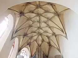 Gewölbe des Westchors