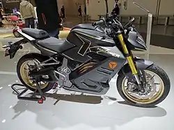 Die Yadea Kemper mit CATL-Akku, EICMA 2024