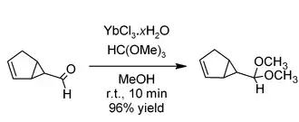 Acetalbildung eines säureempfindlichen Aldehyds mit Trimethylorthoformiat und Ytterbium(III)-chlorid als Katalysator