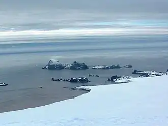 Blick vom Miziya Peak auf den Williams Point (rechts) mit der davor liegenden Iglika&nbsp;Passage