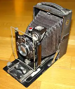 Zeiss Ikon Telma Faltkamera mit Tessar-Objektiv und Compur-Zentralverschluss