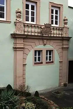 Das Westportal des Schlosses (März 2013)