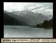 Lago die Poschiavo mit Piz Palü von Mira­lago. Historisches Bild von Leo Wehrli (1947).